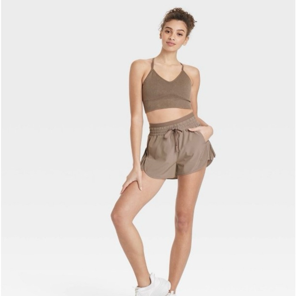 HIGH RISE TAUPE PLEATED SIDE SHORTS NWT SZ XXL